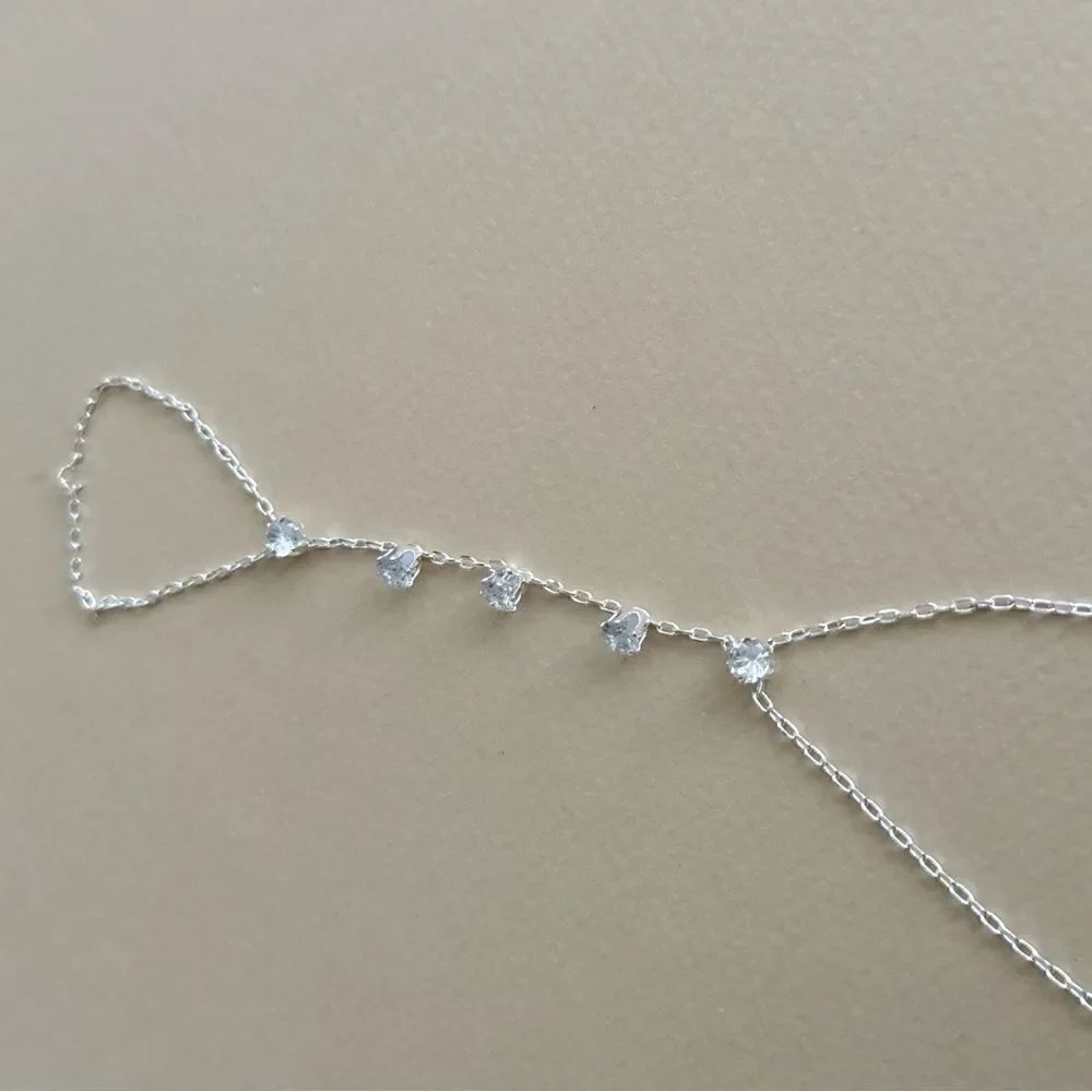 Diamond Hand Chain M1754 - Picture 4 of 4
